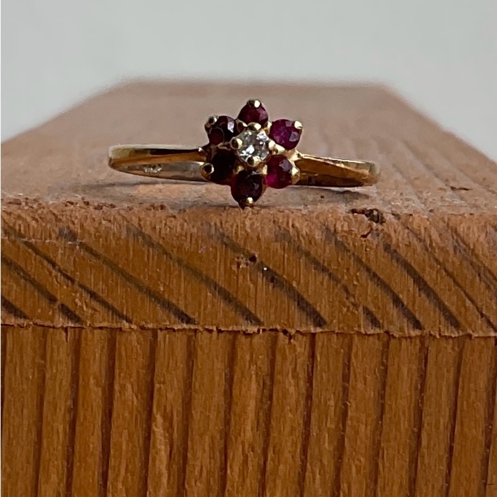 14K Gold Ruby and Diamond Flower Ring